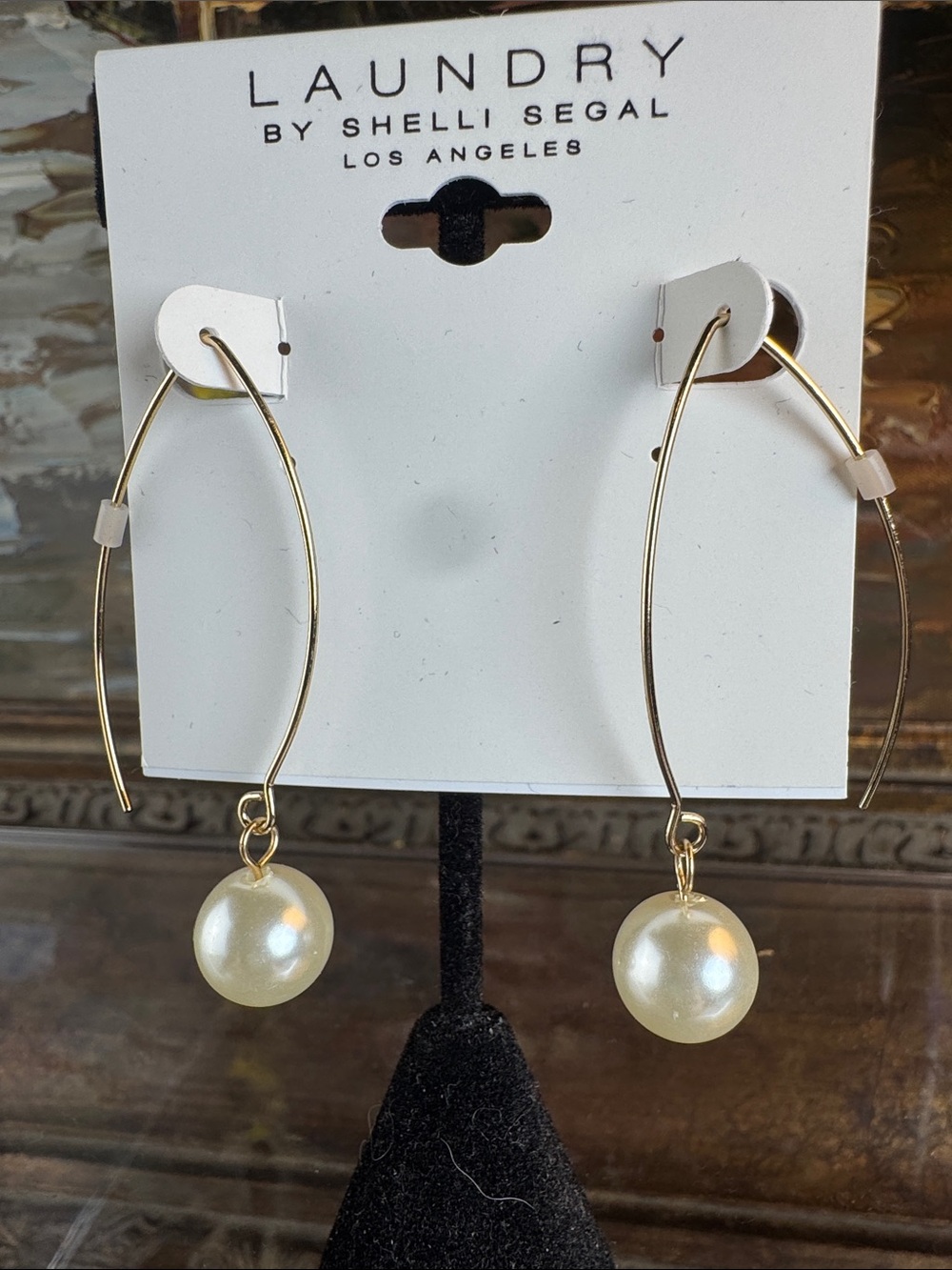 0758-Laundry By Shelli Segal Gold Hoop Earrings with Cream Pearl Drops